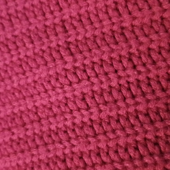 4/$40 Magenta Knit Sweater - Size Medium - Picture 5 of 5